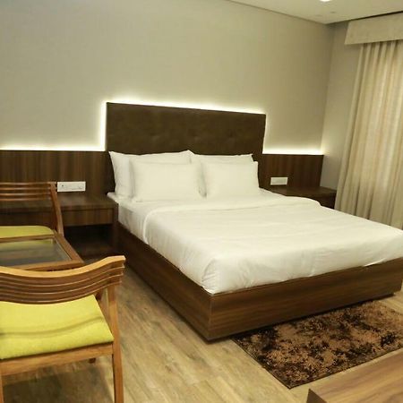 Hotel City Crown Mandsaur Εξωτερικό φωτογραφία